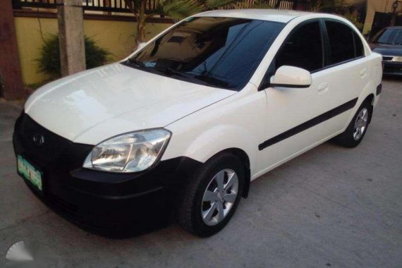 Rush 2008 Kia Rio EX FOR SALE