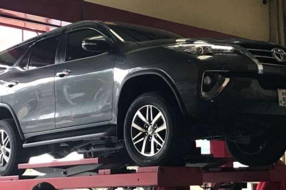 2017 Toyota Fortuner V 4x2 FOR SALE 