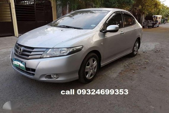 2010 Honda City 1.3 MT all power very economical on gas ice cold AC