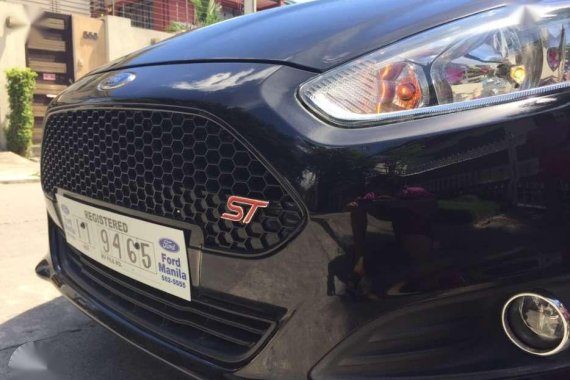 FORD Fiesta 2015 ST 1.5 Trend AT Hatchback
