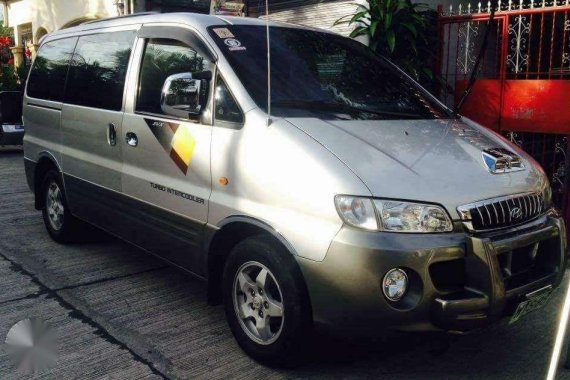 HYUNDAI Starex Turbo 2001 Model 9 seater