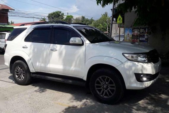 Toyota Fortuner 2015 V 4x2 FOR SALE 