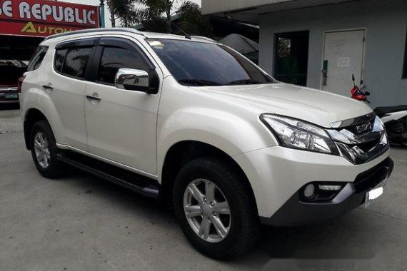 Well-kept Isuzu MU-X 2016 for sale