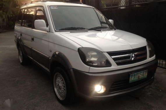 2010 Mitsubishi Adventure super sport