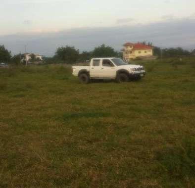 Good as new Nissan Frontier 2000 for sale