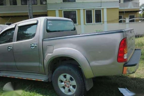 TOYOTA HILUX 2011 model G series For sale 