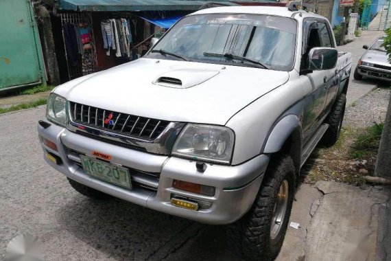 2000 Mitsubishi Endeavor 4x4 for sale 