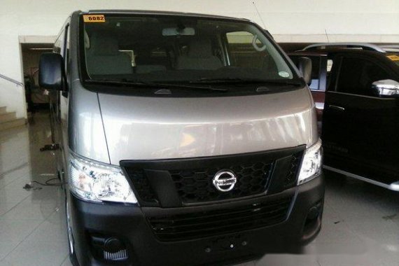 Nissan NV350 Urvan 2018 for sae