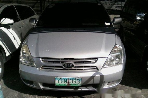 Good as new Kia Carnival 2010 for sale