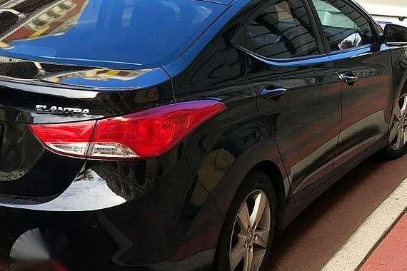 Hyundai Elantra 1.8L Black 2013 for sale 