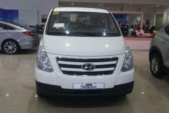 Hyundai Grand Starex Super Express P18K DP 15s MT 2017