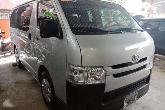 2016 Toyota Hiace Commuter 3.0L 3370km Manual Transmission