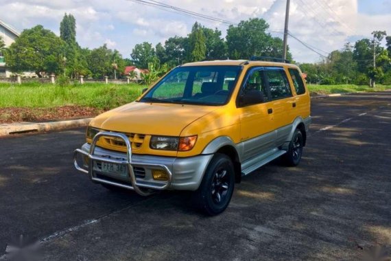 Isuzu XUV 2004 Yellow SUV For Sale 