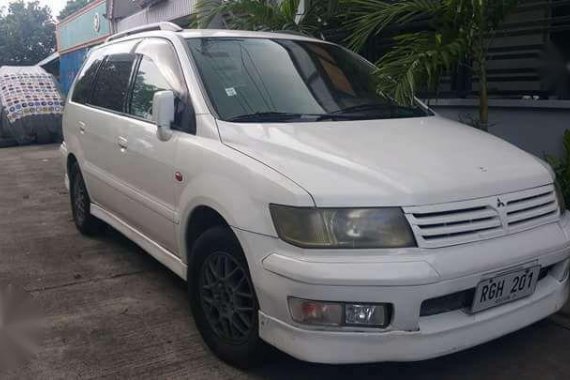 Mitsubishi Grandis White Top of the Line For Sale 