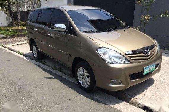 2010 TOYOTA Innova G matic gas For Sale 