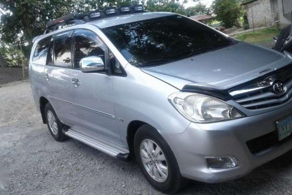 Toyota Innova G 2009 FOR SALE