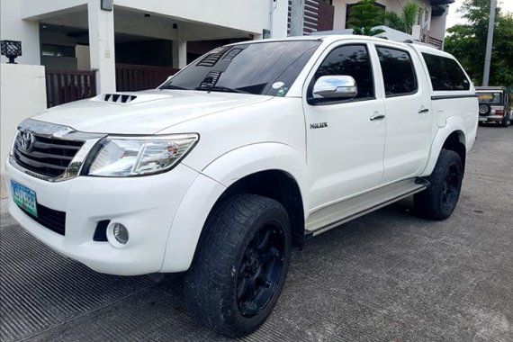 TOYOTA Hilux 2013 FOR SALE