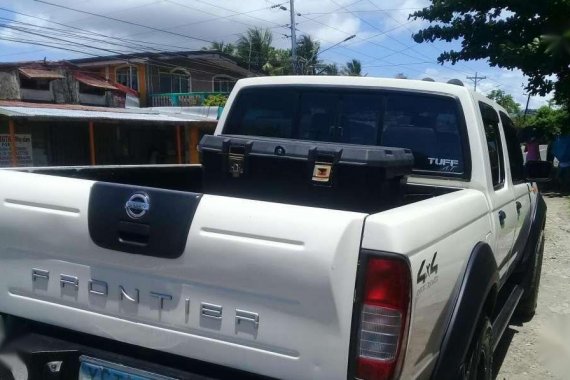 Nissan Frontier 2004 4x4 manual