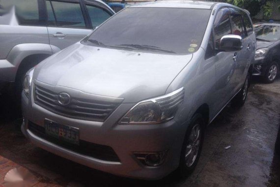 2013 TOYOTA Innova E FOR SALE