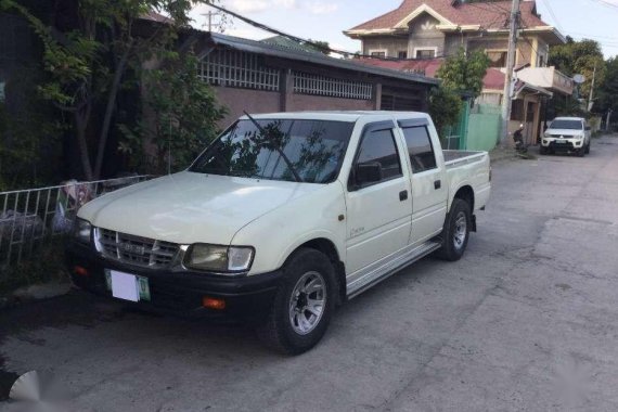 Isuzu Fuego 2002 for sale