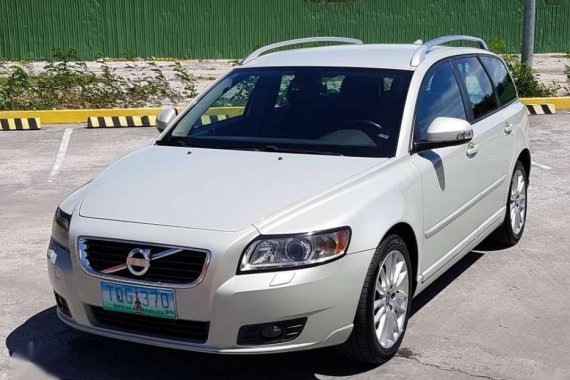 2012 Volvo V50 Silver Well Maintained For Sale 