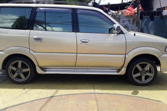 Toyota Revo VX200 2.0 2004 Beige For Sale 