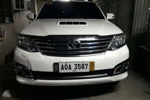 Toyota Fortuner 2015 V 4x4 FOR SALE 