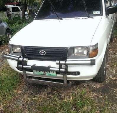 Toyota Revo 2000 diesel For sale 