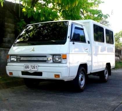 Well-kept Mitsubishi L300 FB Deluxe 2015 for sale