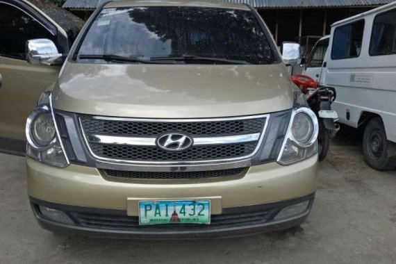 Hyundai Grand Starex GOLD 2010 For Sale 