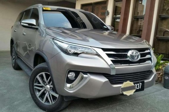 Toyota Fortuner V AT 2016 model for sale 