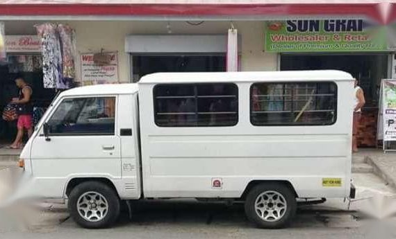 Mitshibishi L300 2000 Manual White For Sale 