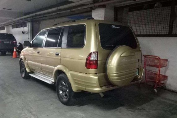 2002 Isuzu Crosswind XUVi Top of the line