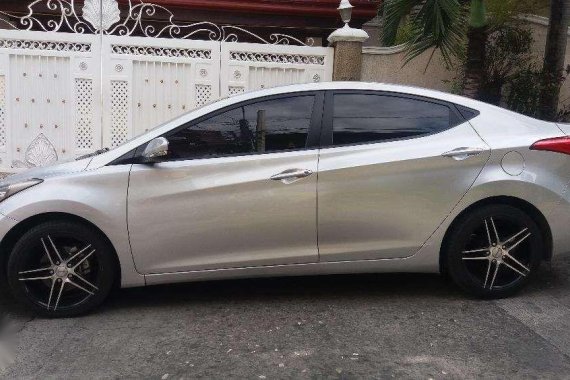 Hyundai Elantra loaded 2011 Silver For Sale 