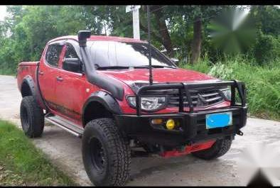 Good as new  Mitsubishi Strada 2011 for sale