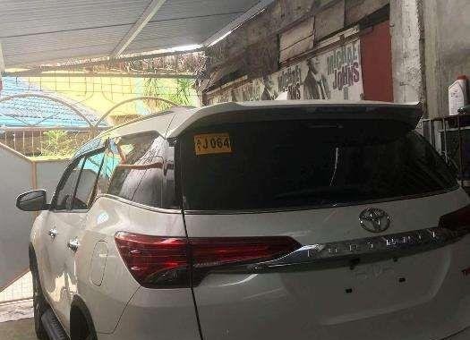 Toyota Fortuner 2.4V AT Top of the Line 2018 for sale 
