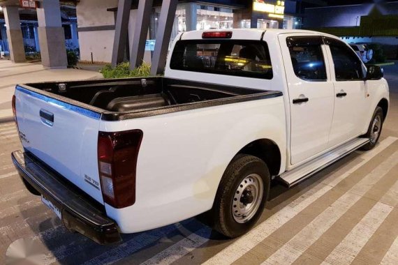 LATEST: Isuzu D-MAX Pick-Up MT 2015 Model - 730K