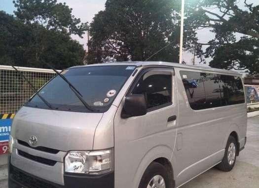 2016 Toyota Hiace Commuter vs grandia urvan 2017 2014 2015