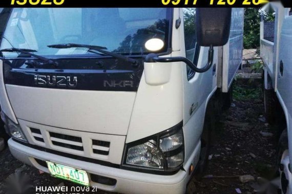 Isuzu Elf nkr 10ft close van LOCAL 2008