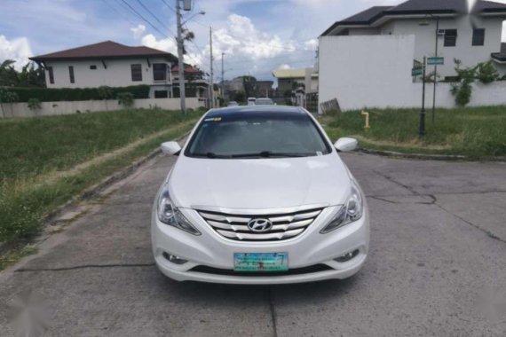 Hyundai Sonata 2011s (not Camry Accord Elantra 2010 2012 Civic Ford)