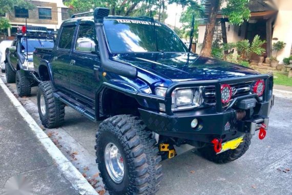 Toyota Hilux LN166 3L 4x4 FOR SALE