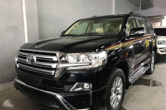 BRAND NEW 2018 Toyota Landcruiser GXR Dubai Version