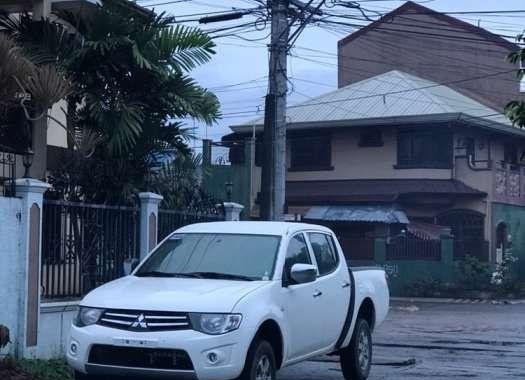 MITSUBISHI Strada glx v 2012 600k fixed