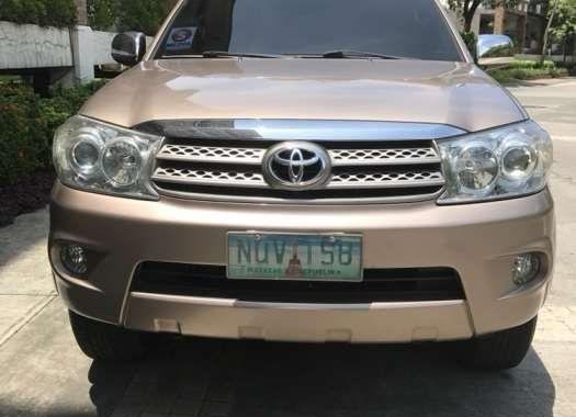 2010 TOYOTA Fortuner 4x2 diesel for sale