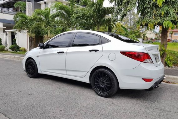 Hyundai Accent 2014 Gas Automatic for sale
