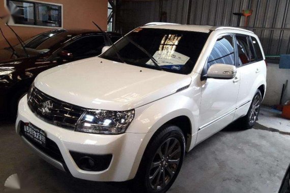 2016 Suzuki Grand Vitara SE White AT