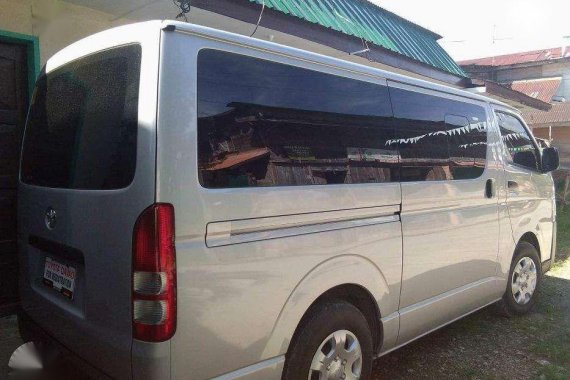 2018 model Toyota HiAce commuter for sale