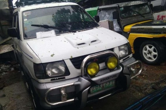 2005 MITSUBISHI Adventure GLx Desil manual