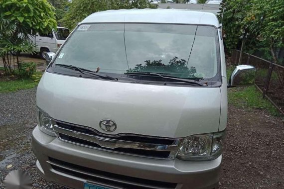 Toyota Hiace Grandia G.l. 2011 White For Sale 