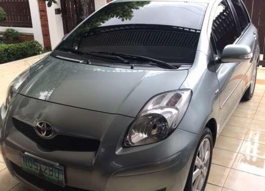 2010 Toyota Yaris 1.5 AT Gray For Sale 